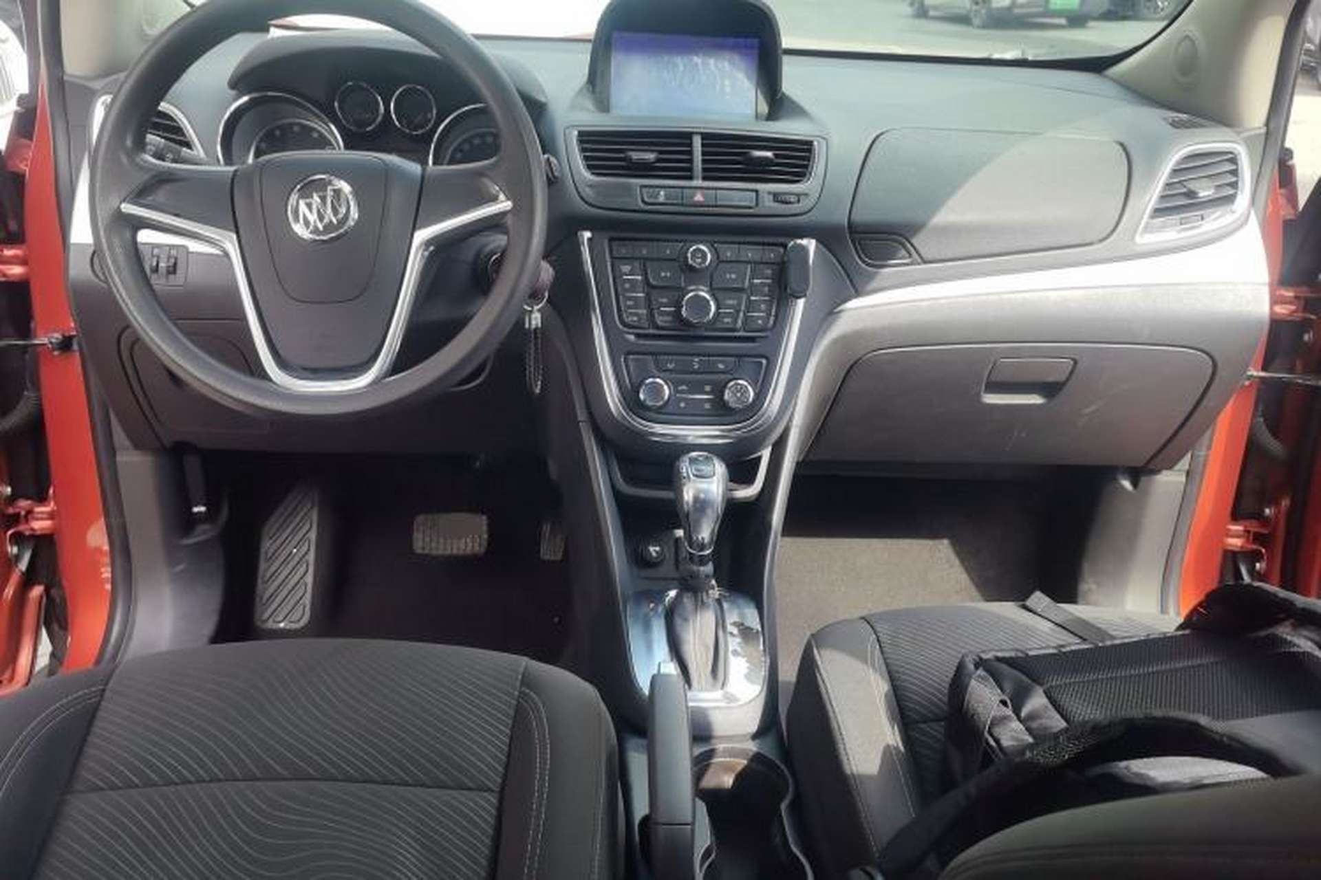 Used Buick Encore 2014 1.4T Automatic Two-Wheel Drive Urban Elite Model Center Console