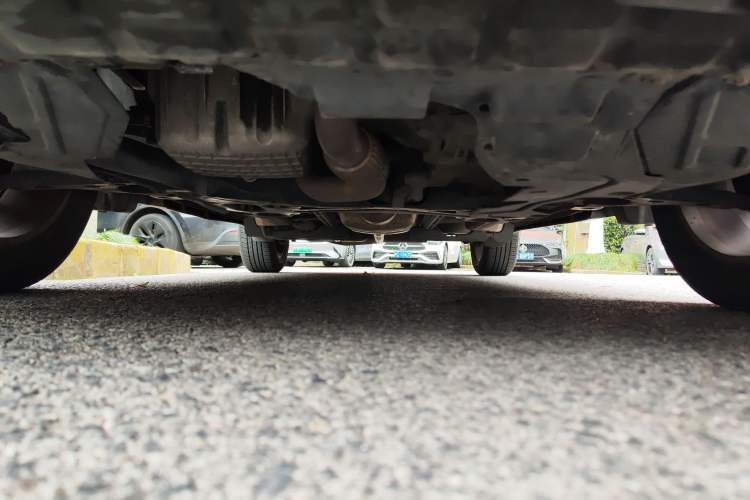 Used Buick Encore 2014 1.4T Automatic Two-Wheel Drive Urban Elite Model Chassis Front