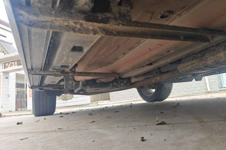 Used Buick Encore 2014 1.4T Automatic Two-Wheel Drive Urban Elite Model Chassis Front Right