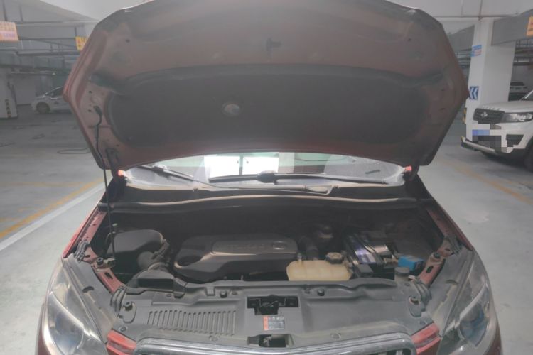 Used Buick Encore 2014 1.4T Automatic Two-Wheel Drive Urban Elite Model Engine Bay
