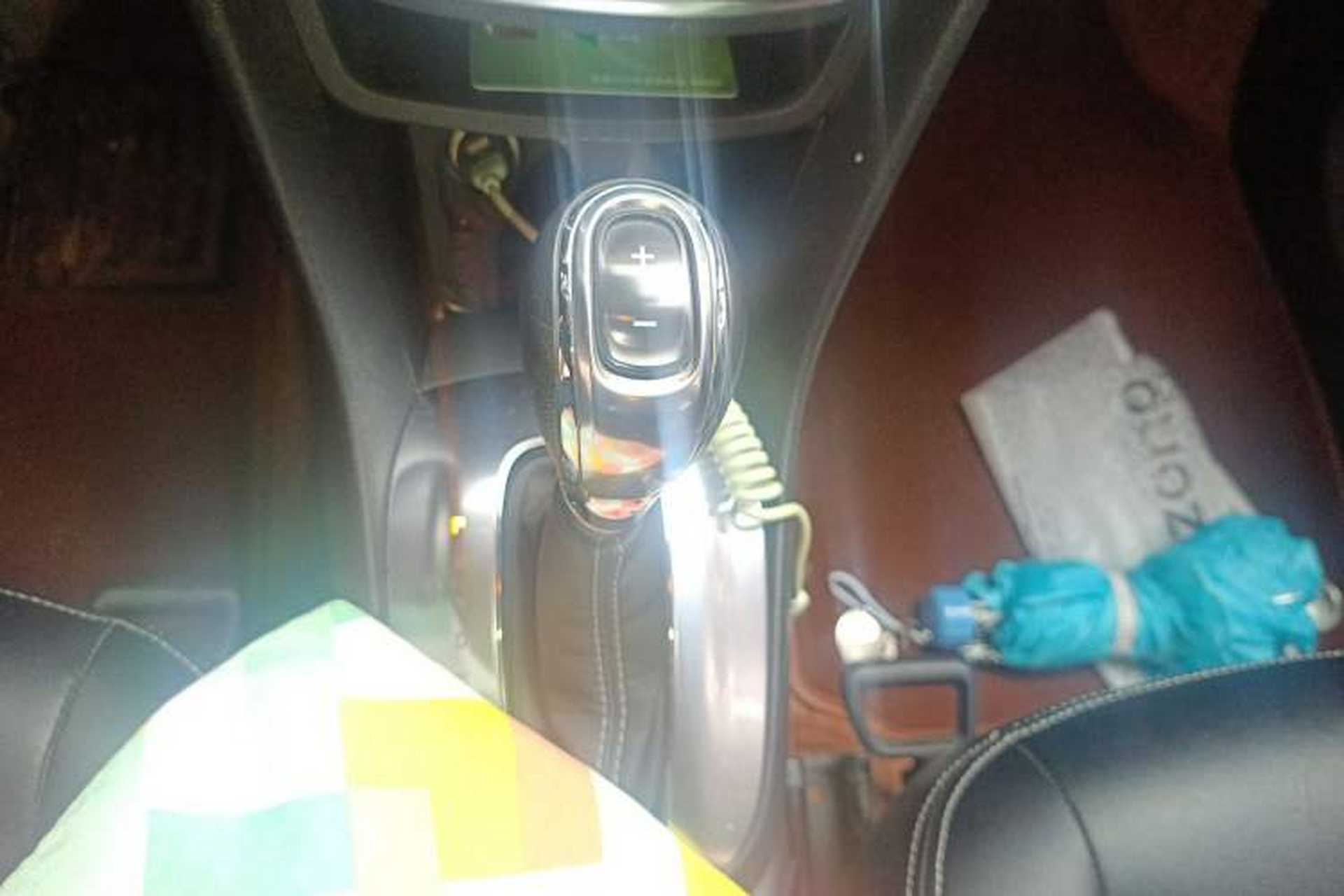 Used Buick Encore 2014 1.4T Automatic Two-Wheel Drive Urban Elite Model Gear Lever