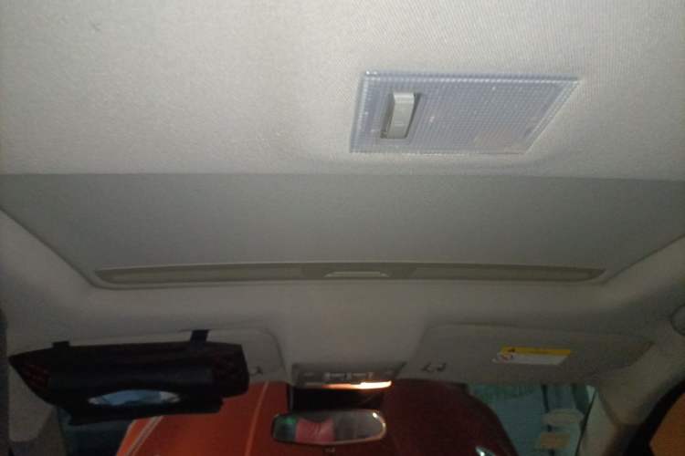 Used Buick Encore 2014 1.4T Automatic Two-Wheel Drive Urban Elite Model Headliner