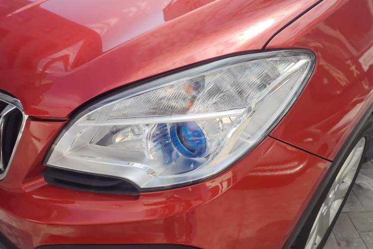 Used Buick Encore 2014 1.4T Automatic Two-Wheel Drive Urban Elite Model Left Front Headlight