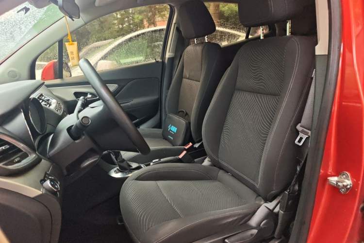 Used Buick Encore 2014 1.4T Automatic Two-Wheel Drive Urban Elite Model Left Front Seat