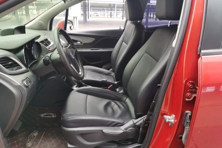 Used Buick Encore 2014 1.4T Automatic Two-Wheel Drive Urban Elite Model Left Front Seat
