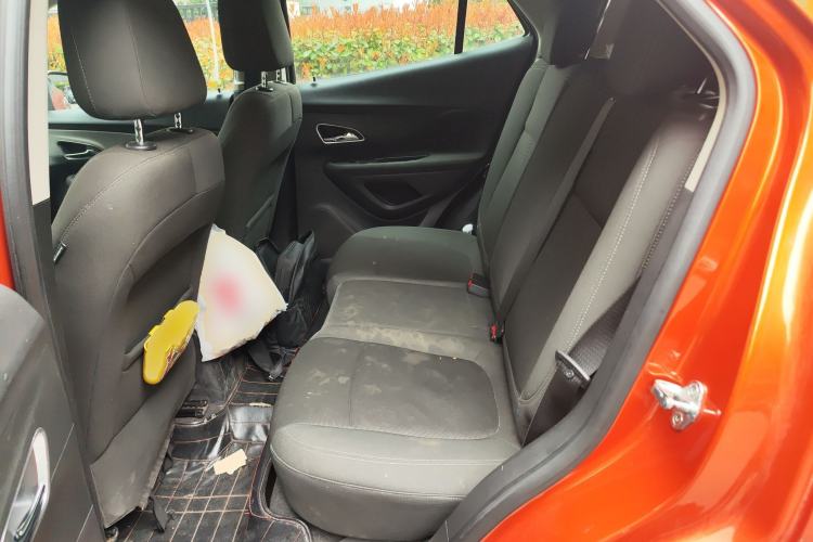 Used Buick Encore 2014 1.4T Automatic Two-Wheel Drive Urban Elite Model Left Rear Seat