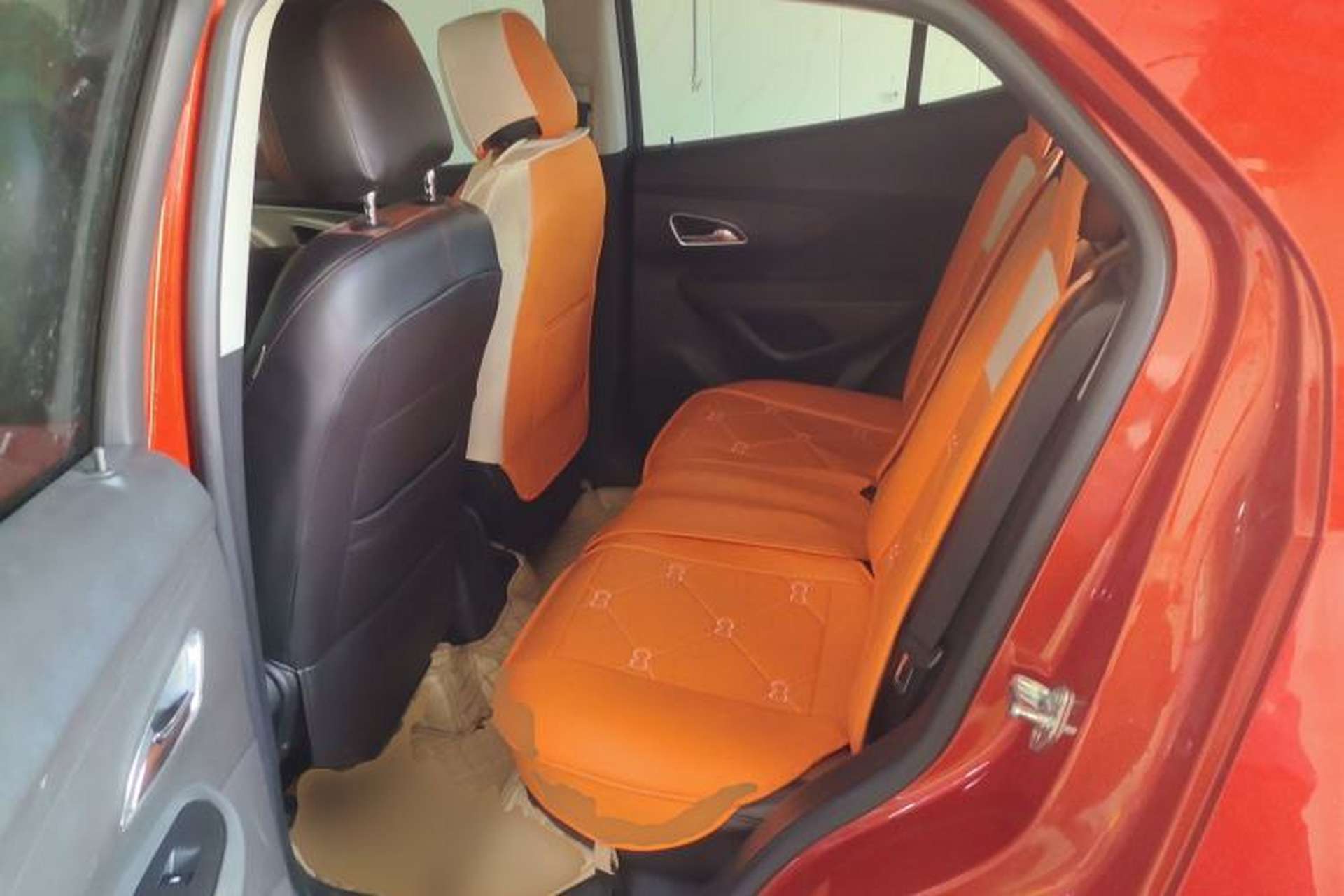Used Buick Encore 2014 1.4T Automatic Two-Wheel Drive Urban Elite Model Left Rear Seat