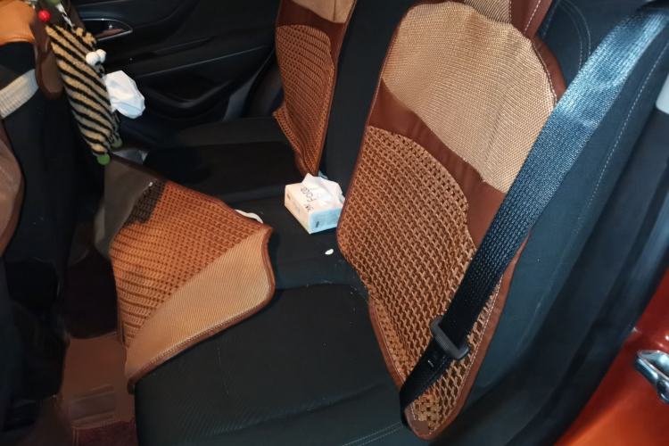 Used Buick Encore 2014 1.4T Automatic Two-Wheel Drive Urban Elite Model Left Rear Seat