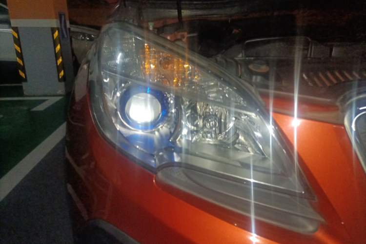 Used Buick Encore 2014 1.4T Automatic Two-Wheel Drive Urban Elite Model Right Front Headlight