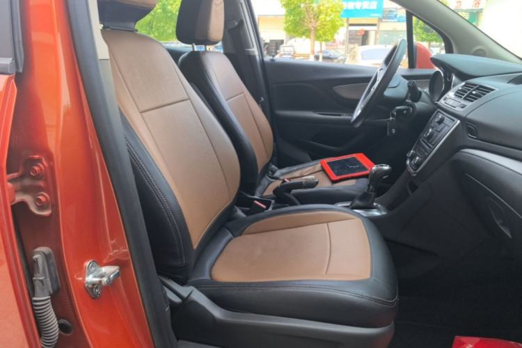 Used Buick Encore 2014 1.4T Automatic Two-Wheel Drive Urban Elite Model Right Front Seat