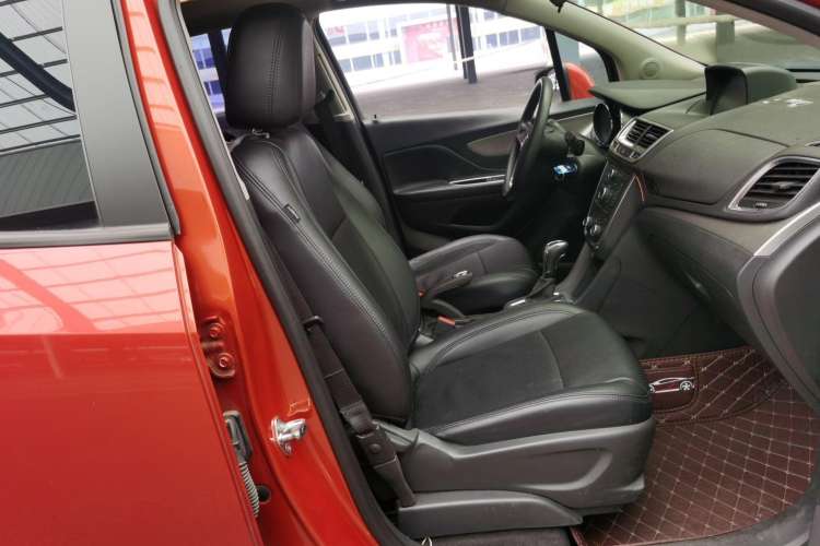 Used Buick Encore 2014 1.4T Automatic Two-Wheel Drive Urban Elite Model Right Front Seat