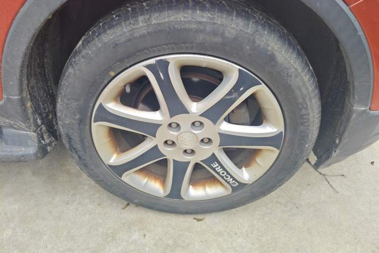 Used Buick Encore 2014 1.4T Automatic Two-Wheel Drive Urban Elite Model Right Front Wheel Hub