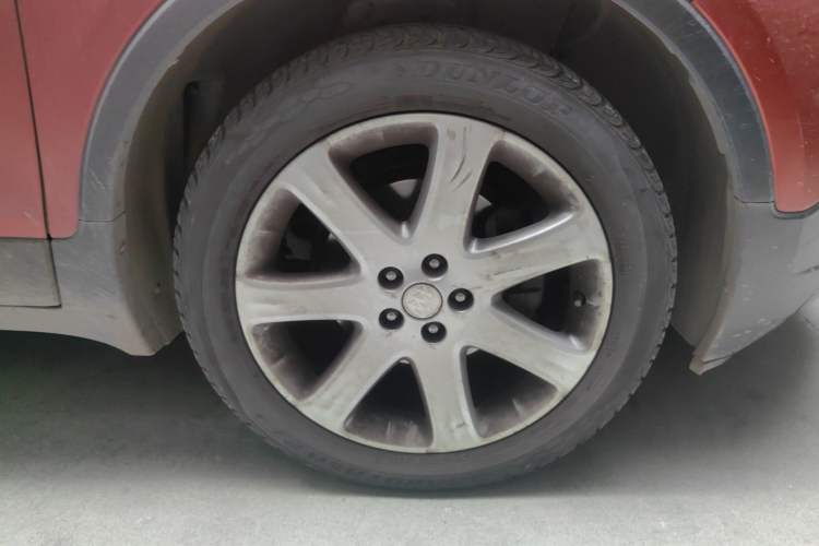 Used Buick Encore 2014 1.4T Automatic Two-Wheel Drive Urban Elite Model Right Front Wheel Hub