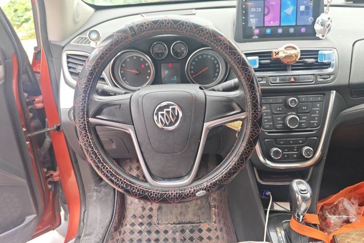 Used Buick Encore 2014 1.4T Automatic Two-Wheel Drive Urban Elite Model Steering Wheel