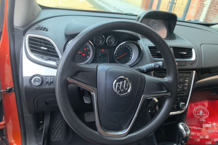 Used Buick Encore 2014 1.4T Automatic Two-Wheel Drive Urban Elite Model Steering Wheel
