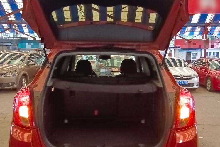 Used Buick Encore 2014 1.4T Automatic Two-Wheel Drive Urban Elite Model Trunk