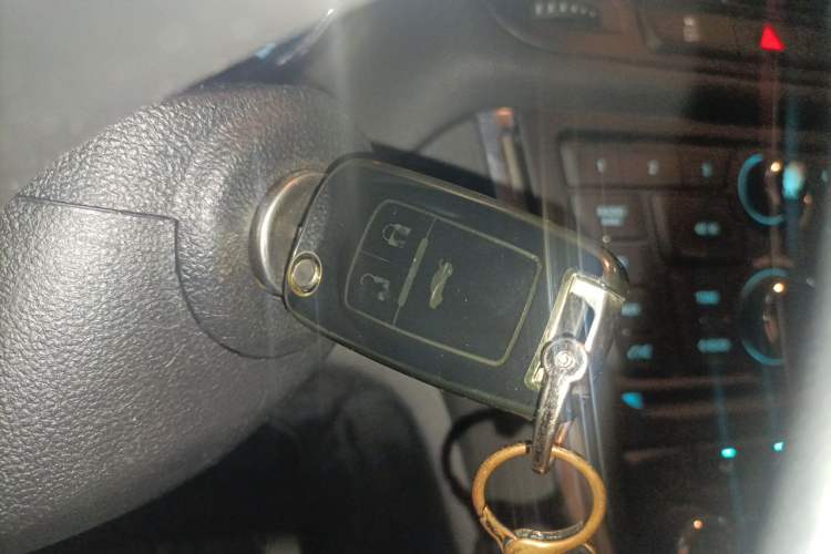 Used Buick Encore 2014 1.4T Automatic Two-Wheel Drive Urban Elite Model Vehicle Key