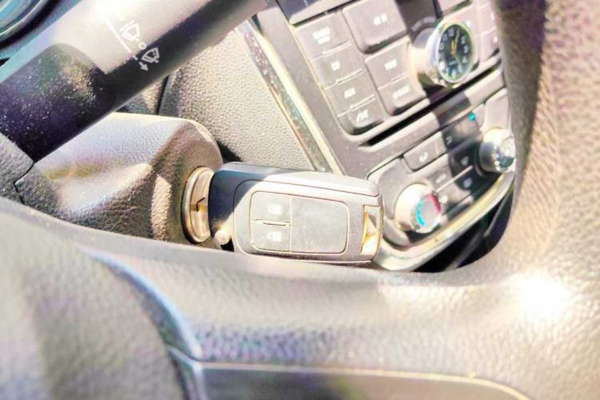 Used Buick Encore 2014 1.4T Manual Two-Wheel Drive Urban Advanced Model Vehicle Key
