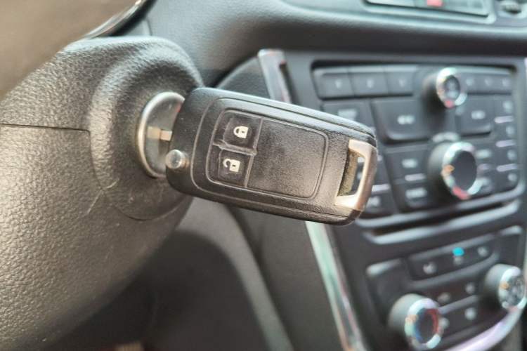 Used Buick Encore 2014 1.4T Manual Two-Wheel Drive Urban Advanced Model Vehicle Key