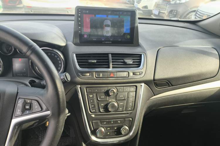 Used Buick Encore 2014 1.4T Automatic Two-Wheel Drive Urban Elite Model Audio And AC Panel