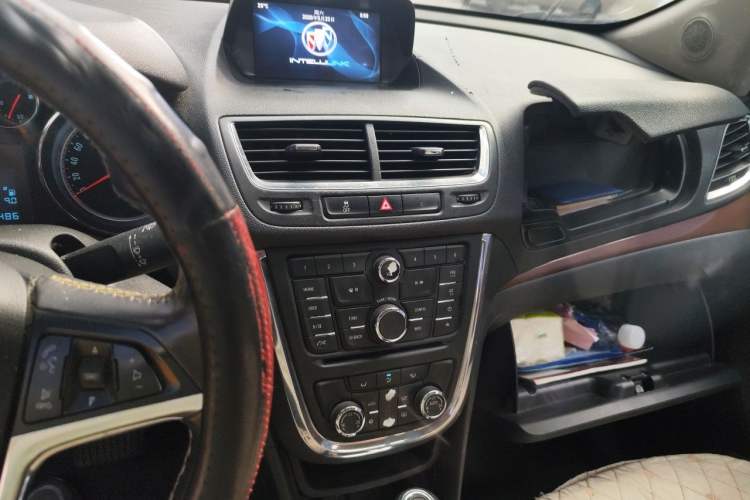Used Buick Encore 2014 1.4T Automatic Two-Wheel Drive Urban Leading Model Audio And AC Panel