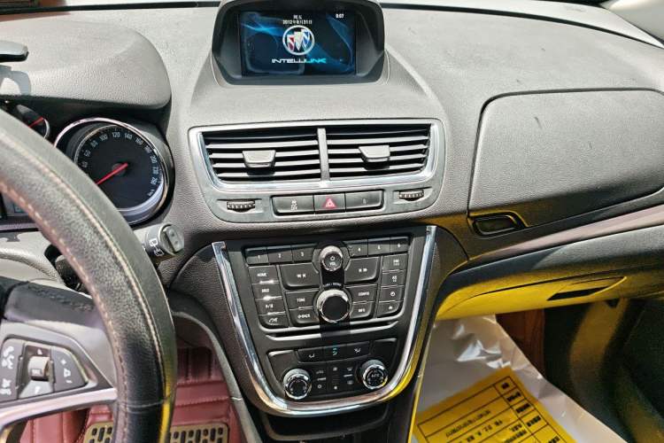 Used Buick Encore 2014 1.4T Automatic Two-Wheel Drive Urban Leading Model Audio And AC Panel