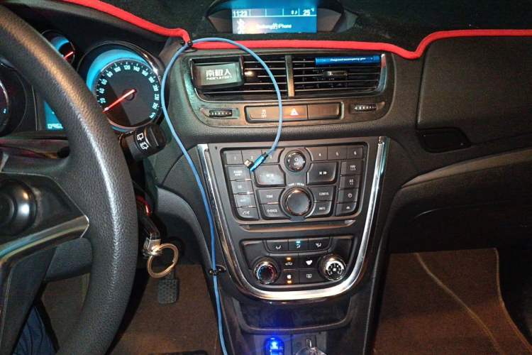 Used Buick Encore 2014 1.4T Manual Two-Wheel Drive Urban Advanced Model Audio And AC Panel