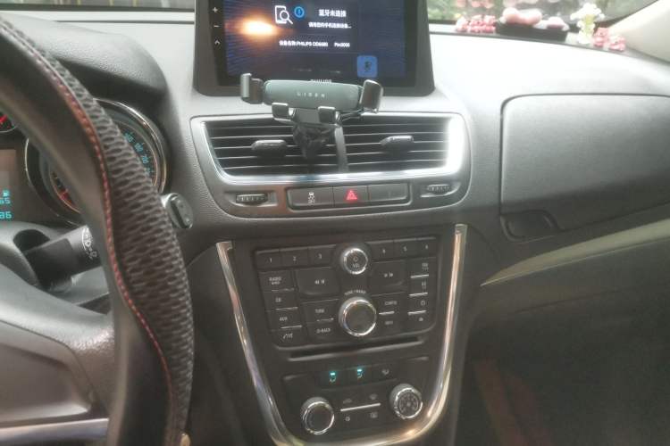 Used Buick Encore 2014 1.4T Automatic Two-Wheel Drive Urban Elite Model Audio And AC Panel