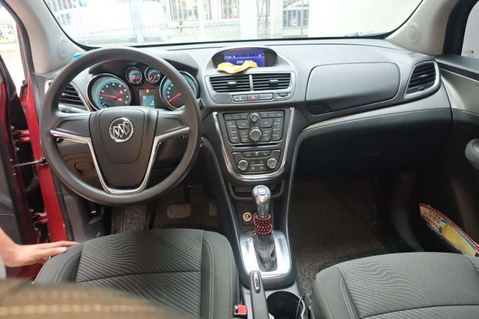 Used Buick Encore 2014 1.4T Automatic Two-Wheel Drive Urban Elite Model Center Console