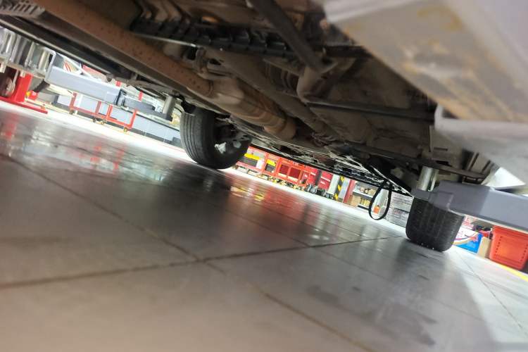 Used Buick Encore 2014 1.4T Automatic Two-Wheel Drive Urban Elite Model Chassis Rear Right