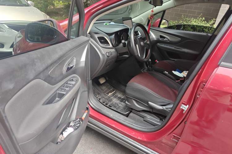 Used Buick Encore 2014 1.4T Automatic Two-Wheel Drive Urban Elite Model Driver Seat