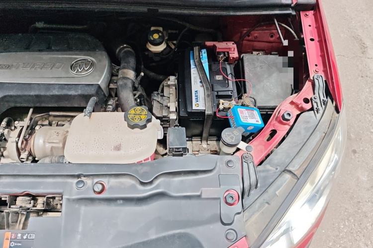 Used Buick Encore 2014 1.4T Automatic Two-Wheel Drive Urban Leading Model Engine Bay Left