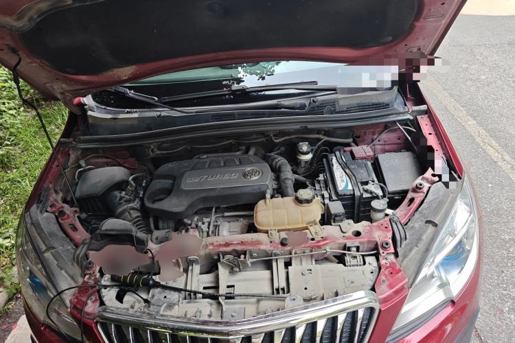 Used Buick Encore 2014 1.4T Automatic Two-Wheel Drive Urban Elite Model Engine Bay
