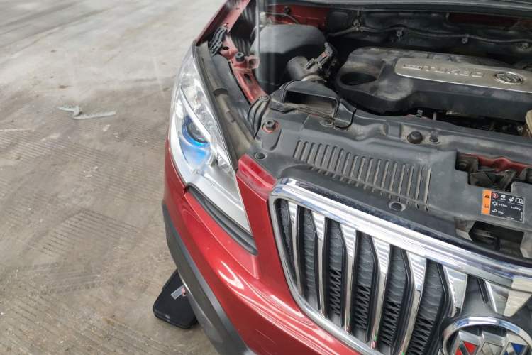 Used Buick Encore 2014 1.4T Automatic Two-Wheel Drive Urban Leading Model Engine Bay Right