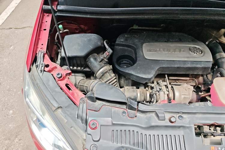 Used Buick Encore 2014 1.4T Automatic Two-Wheel Drive Urban Leading Model Engine Bay Right