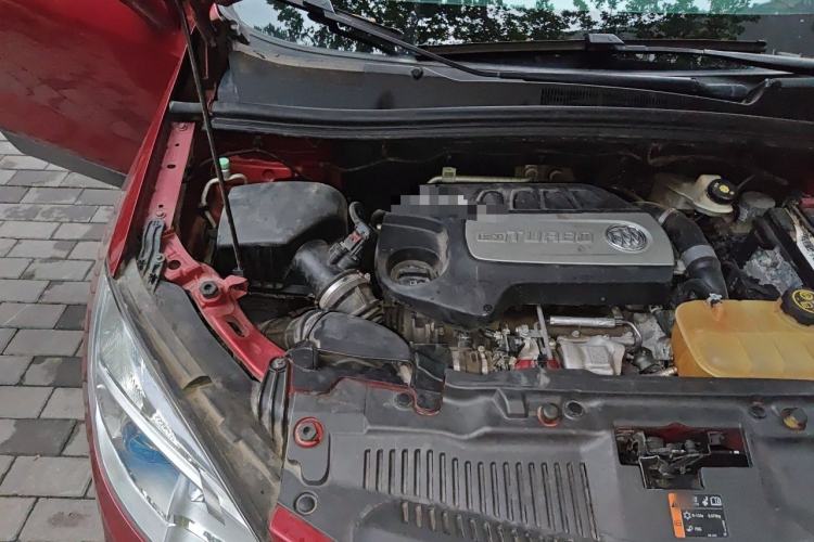 Used Buick Encore 2014 1.4T Automatic Two-Wheel Drive Urban Elite Model Engine Bay Right