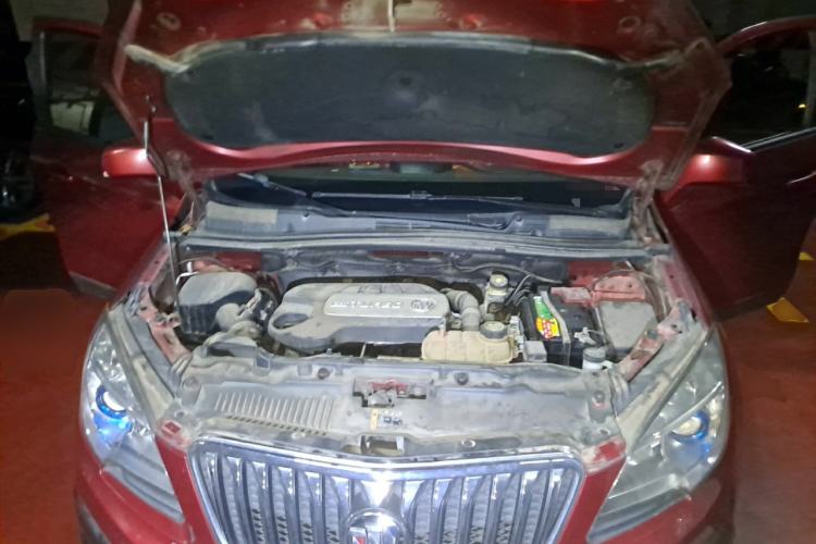 Used Buick Encore 2014 1.4T Automatic Two-Wheel Drive Urban Elite Model Engine Bay