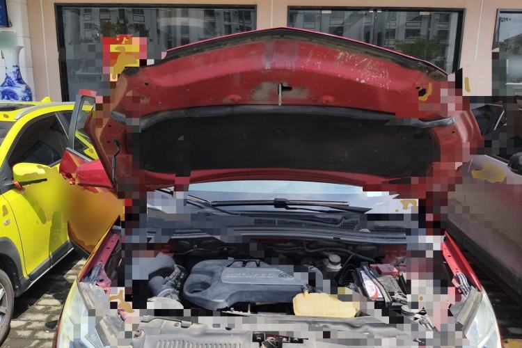 Used Buick Encore 2014 1.4T Automatic Two-Wheel Drive Urban Leading Model Engine Bay