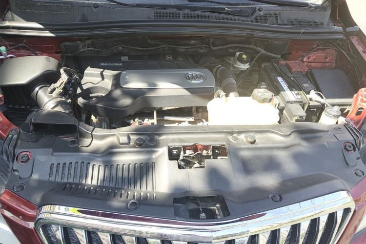 Used Buick Encore 2014 1.4T Automatic Two-Wheel Drive Urban Elite Model Engine Bay