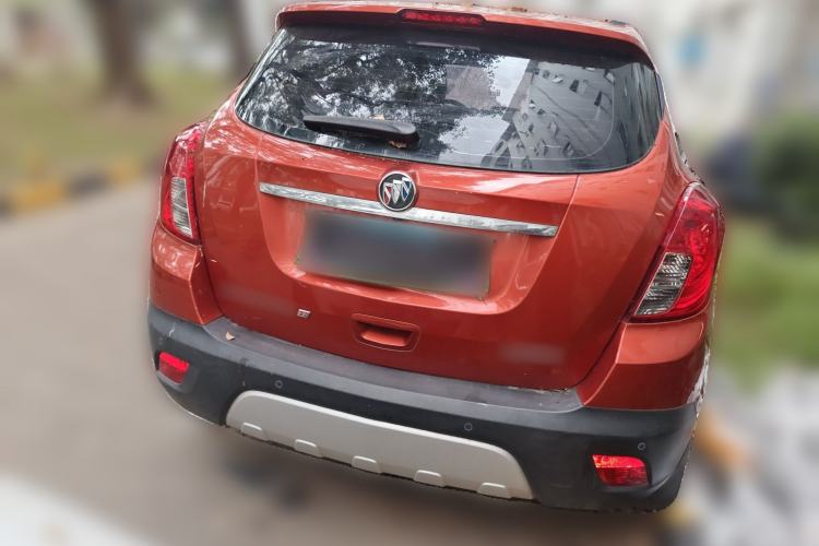 Used Buick Encore 2014 1.4T Automatic All-Wheel-Drive Flagship Edition Exterior 4