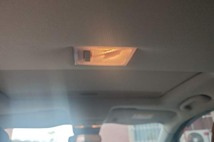 Used Buick Encore 2014 1.4T Automatic Two-Wheel Drive Urban Elite Model Headliner