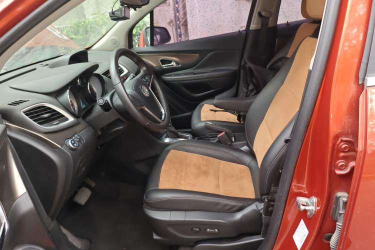 Used Buick Encore 2014 1.4T Automatic All-Wheel-Drive Flagship Edition Left Front Seat