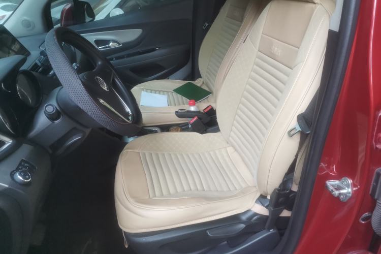 Used Buick Encore 2014 1.4T Automatic Two-Wheel Drive Urban Elite Model Left Front Seat