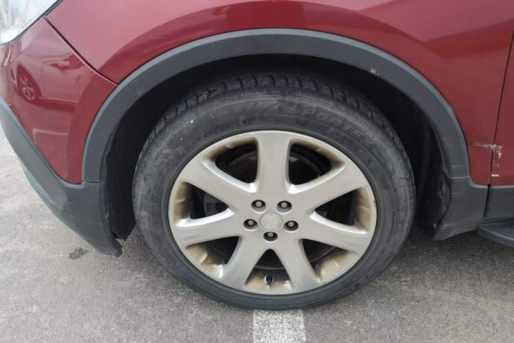 Used Buick Encore 2014 1.4T Manual Two-Wheel Drive Urban Advanced Model Left Front Wheel Hub