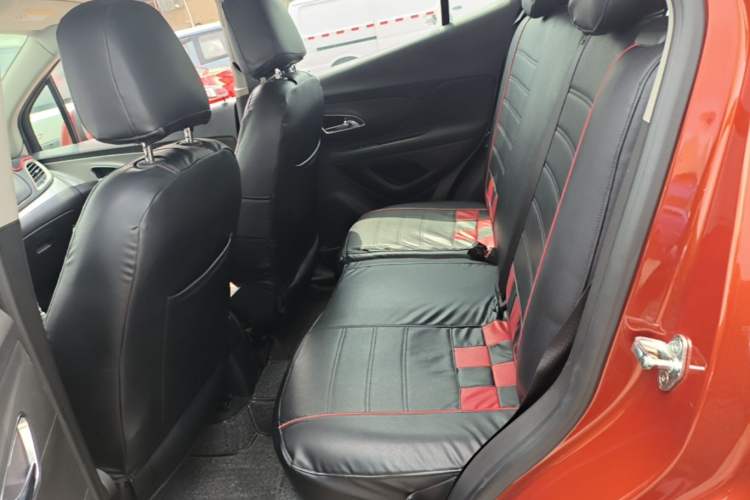 Used Buick Encore 2014 1.4T Automatic Two-Wheel Drive Urban Elite Model Left Rear Seat