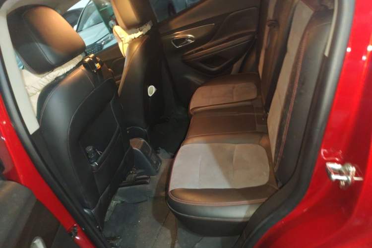 Used Buick Encore 2014 1.4T Manual Two-Wheel Drive Urban Sport Model Left Rear Seat