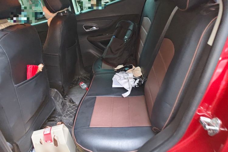 Used Buick Encore 2014 1.4T Automatic Two-Wheel Drive Urban Elite Model Left Rear Seat