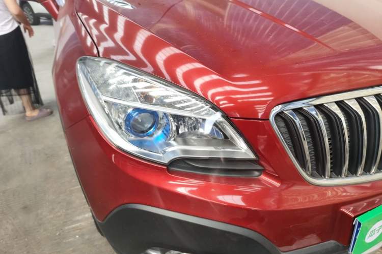 Used Buick Encore 2014 1.4T Automatic Two-Wheel Drive Urban Leading Model Right Front Headlight