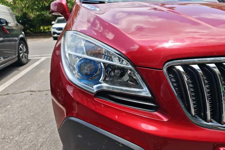 Used Buick Encore 2014 1.4T Automatic Two-Wheel Drive Urban Leading Model Right Front Headlight