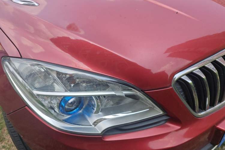 Used Buick Encore 2014 1.4T Automatic Two-Wheel Drive Urban Elite Model Right Front Headlight